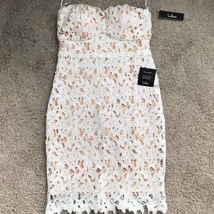 Lace midi dress